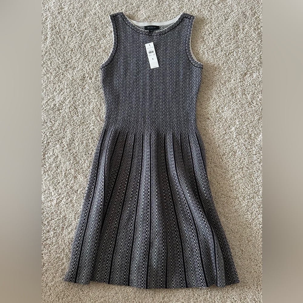 Woman’s Ann Taylor Sleeveless Dress size Small NWT $149
